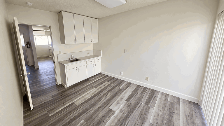 181 East 18th Street, Costa Mesa, CA, For Lease, Image-2