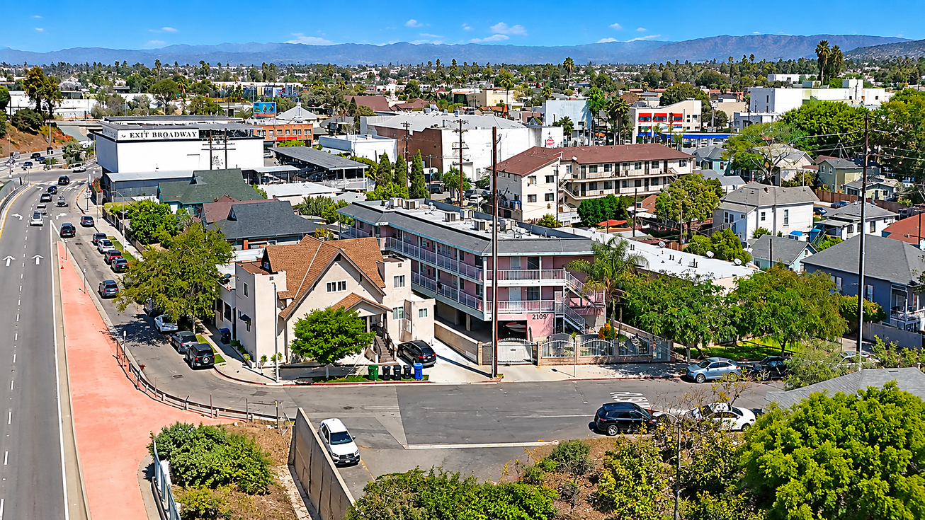 Listing banner image