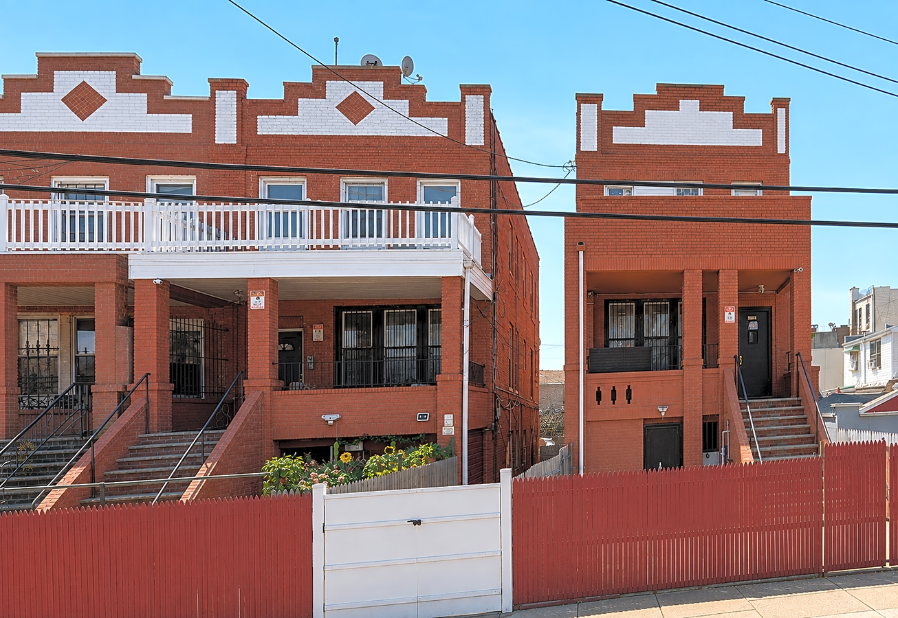 Listing banner image