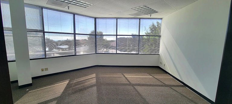 299 West Foothill Boulevard, Upland, CA, For Lease, Image-3